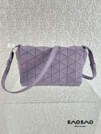 Picture of Issey Miyake Handbags _SKUfw218532124fw